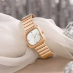 Vyb Diva By Fastrack Quartz Analog Mother of Pearl Dial Rose Gold Stainless Steel Strap Watch For Girls